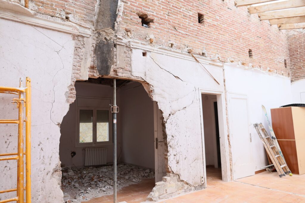 Antes — Explosión con daños estructurales en El Masnou, Barcelona